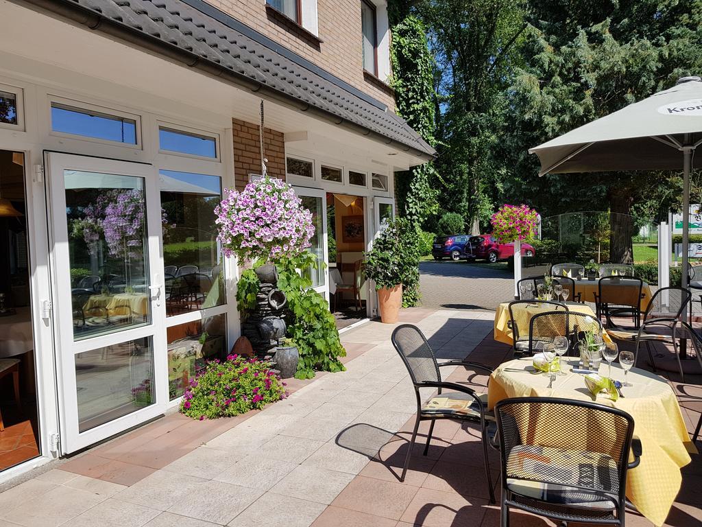 Hotel Garni Gasthof Bucksande Apen エクステリア 写真